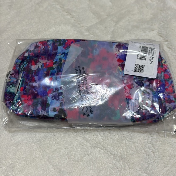 Lululemon | everywhere belt bag | 1L - Picture 8 of 8